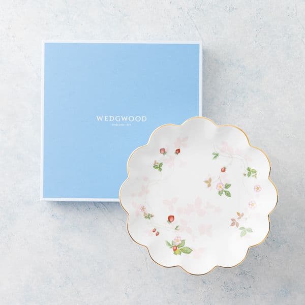 ワイルドストロベリーペタルトレイ